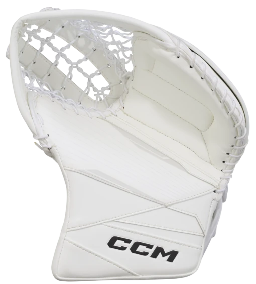 CCM Axis 2.9 Senior Goalie Catcher -Best Hockey Store GMA2.9 WWWW 01 c59a25e3 3328 4e1f 8c1b 1231883030ef